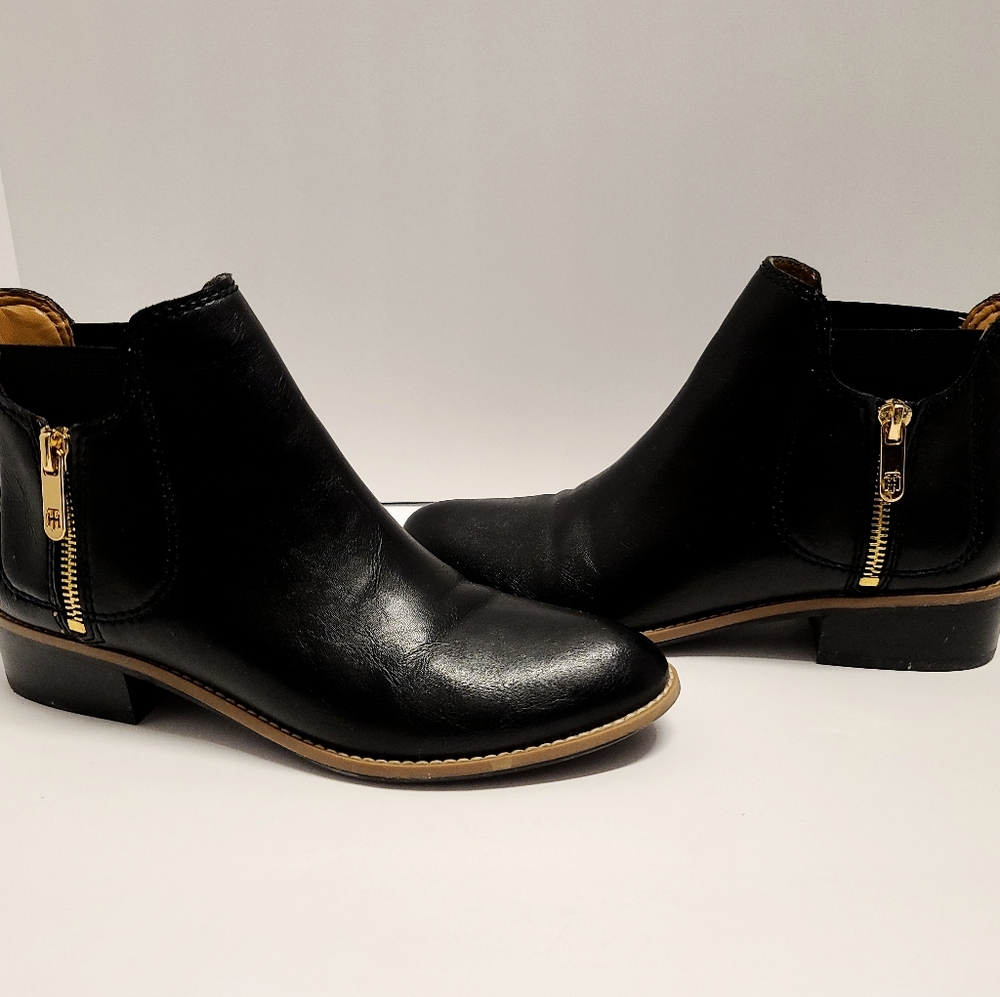 Tommy Hilfiger Black Ankle Boot Booties 7 M
